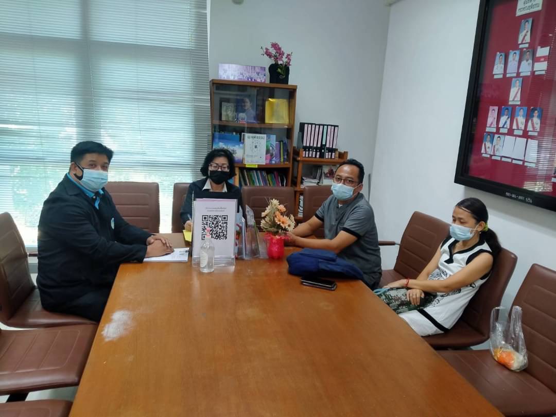 ﻿ สำนักงานบังคับคดีจังหวัดสมุทรสงคราม จัดโครงการไกล่เกลี่ยทั่วไทยร่วมใจช่วยเหลือลูกหนี้ที่ได้รับผลกระทบจากไวรัสโคโรนา 2019 (COVID - 19) ได้สำเร็จทุนทรัยพ์กว่า 5 แสนบาท